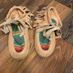 Women’s moccasins